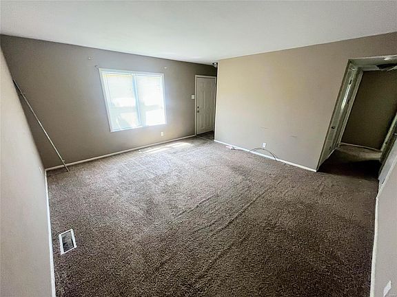 2nd image of 9721 Baltimore Ave