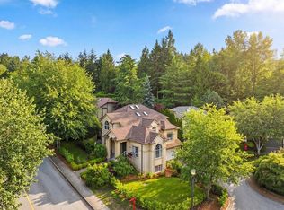 116 Parkside Dr, Pt Moody, BC V3H4W8