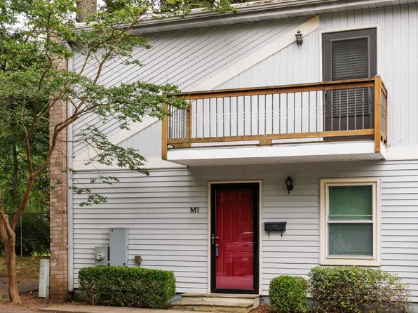 3706 E North St APT M1, Greenville, SC 29615