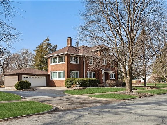 3rd image of 2311 12th St