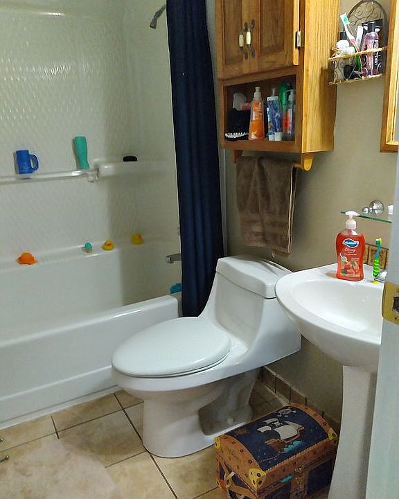 2nd image of 3064 Green Valley Dr