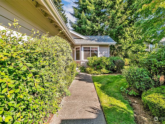 5th image of 16827 River Rock Drive