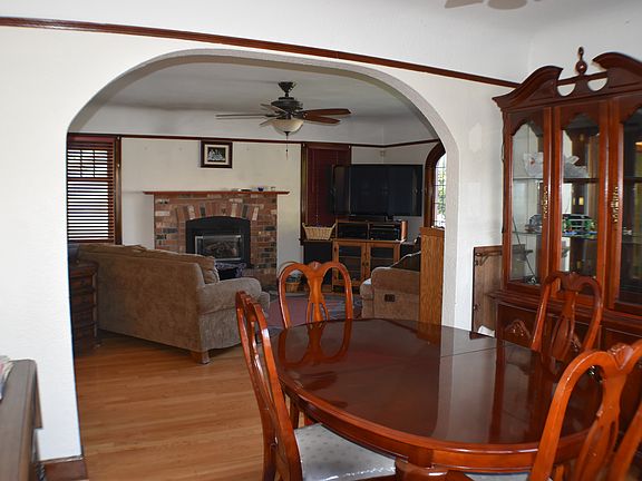 5th image of 214 S 55th St