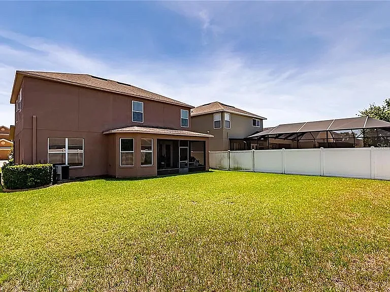 7326 Forest Mere Dr — Photo 48