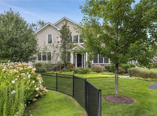 19 Carol Ct, Rye Brook, NY 10573