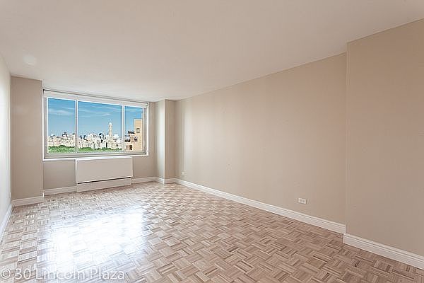 1st image of 30 W 63rd St APT 19S