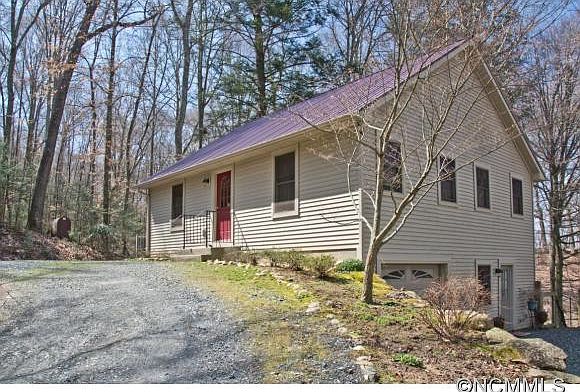1st image of 375 Green Acres Dr