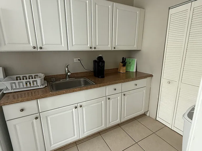 515 Columbia Dr #12 — Photo 7