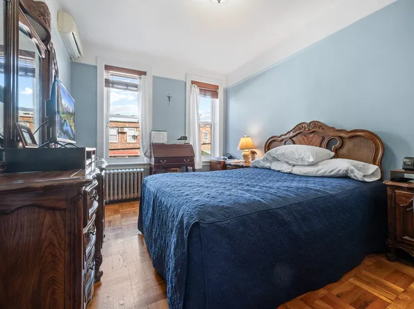 1649 66th Street image 10 of 22