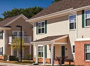 100 Crescent Ct, Toms River, NJ