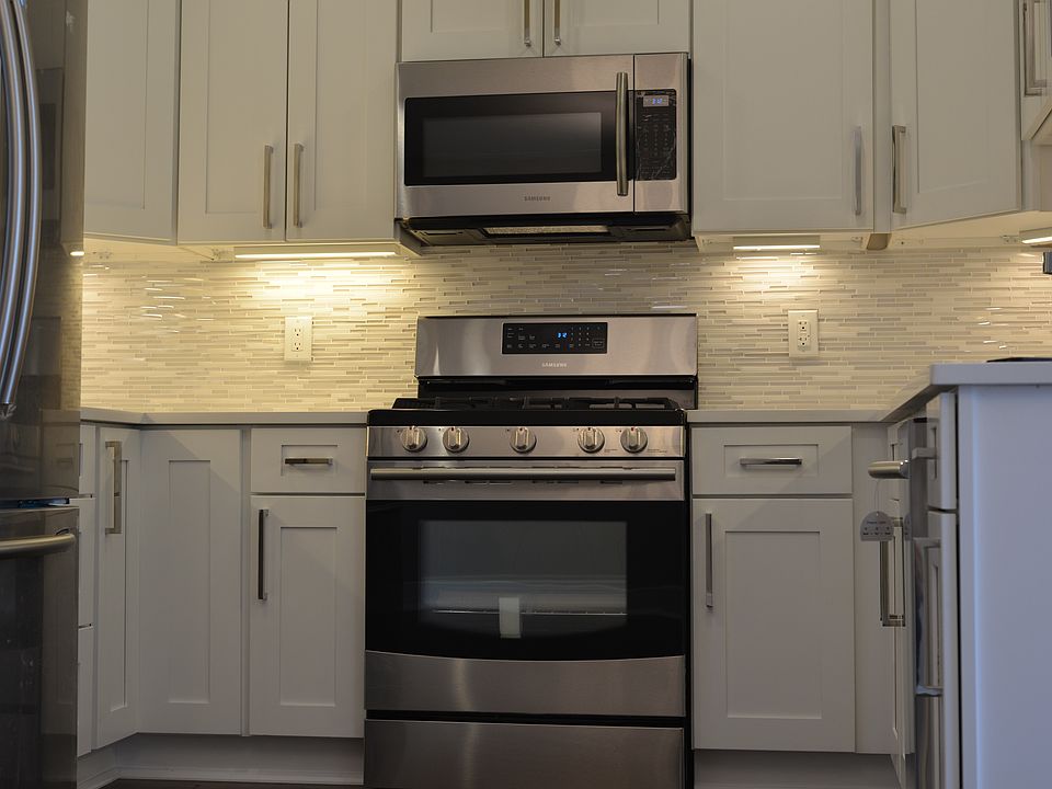 1st image of 734 31st St