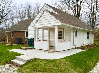 8771 Madison Rd, Montville, OH 44064