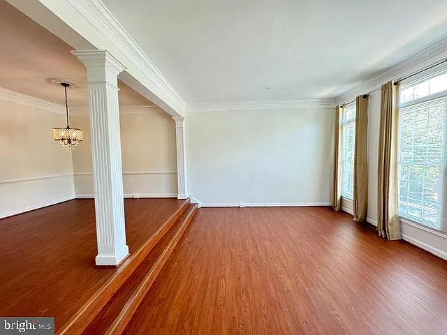 1811 Fallbrook Ln — Photo 31