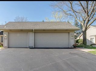 2768 Mulford Dr SE, Grand Rapids, MI 49546