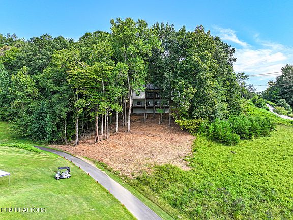 4th image of 330 Warbler Point