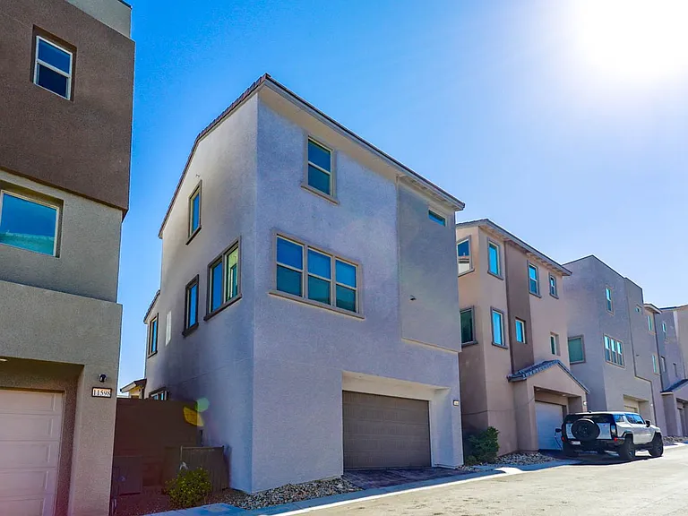 11604 Kindle Corner Ave — Photo 44