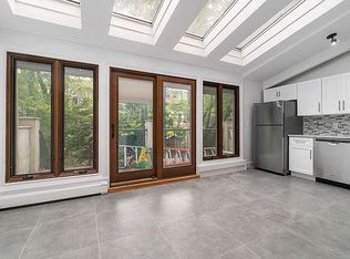 335 Clinton St #A, Brooklyn, NY 11231