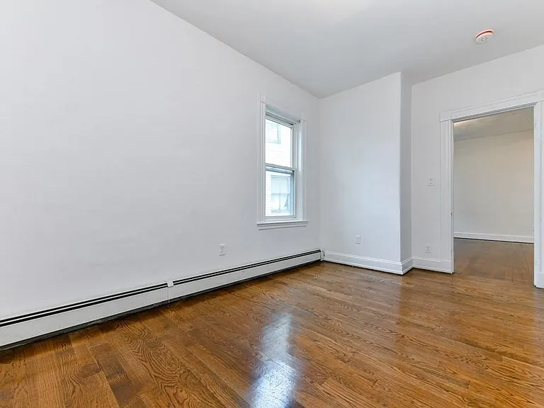 45 Beech Glen St #2 — Photo 16
