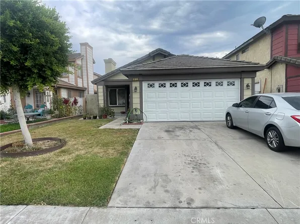 1912 W Quartermaster St, Colton, CA 92324