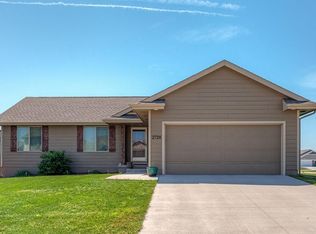 2728 15th St SW, Altoona, IA 50009