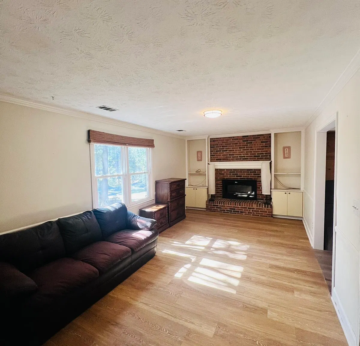 3664 Hearthstone Ct — Photo 2