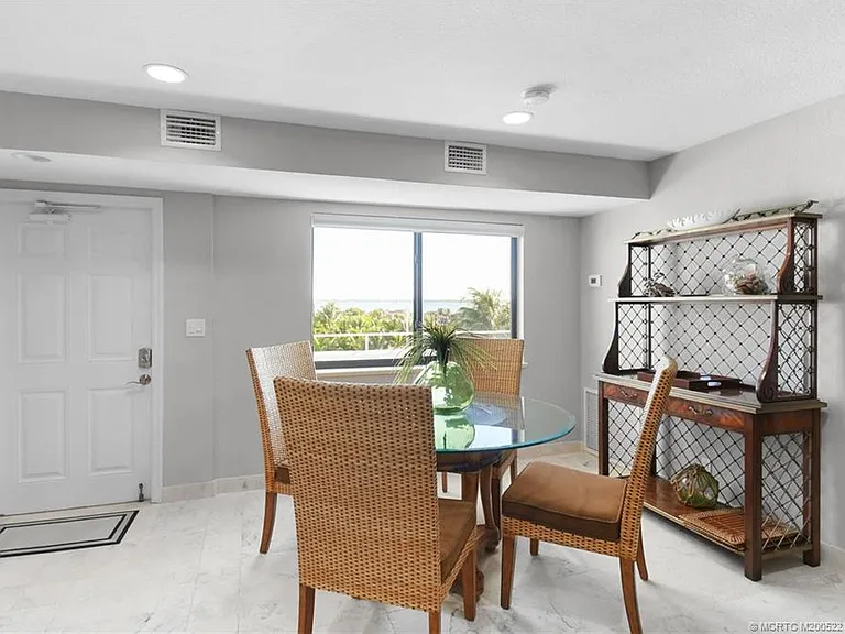 2375 NE Ocean Blvd #E402 — Photo 10