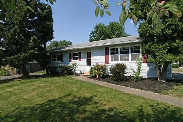 1st image of 89 Green Clover Dr