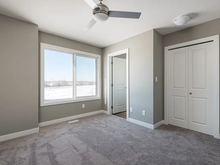 401 Athabasca Ave — Photo 43