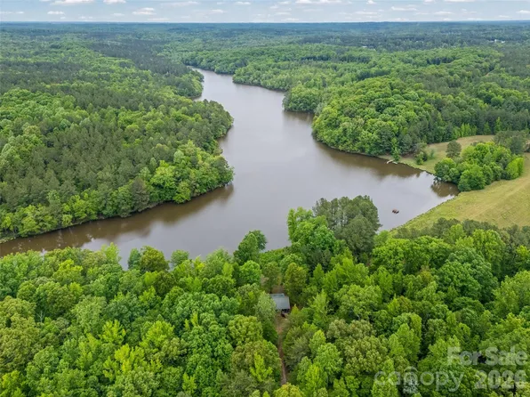 Killian Rd, Edgemoor, SC 29712