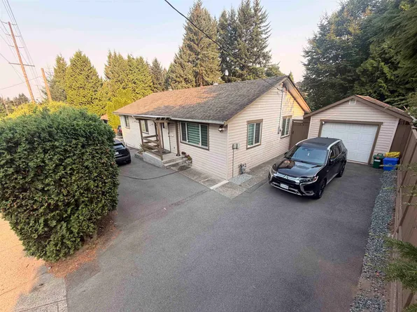 21219 Dewdney Trunk Rd, Maple Ridge, BC V2X 3G1