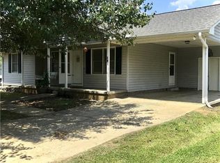 595 Dairy Farm Rd, Fair Play, SC 29643