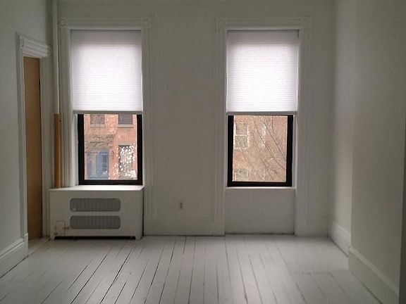 4th image of 459 11th St #2