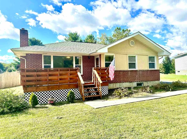 5223 Fair Acres St, Dublin, VA 24084