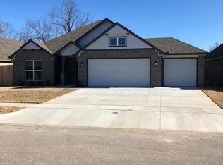 6907 S Dogwood Pl W, Broken Arrow, OK 74011