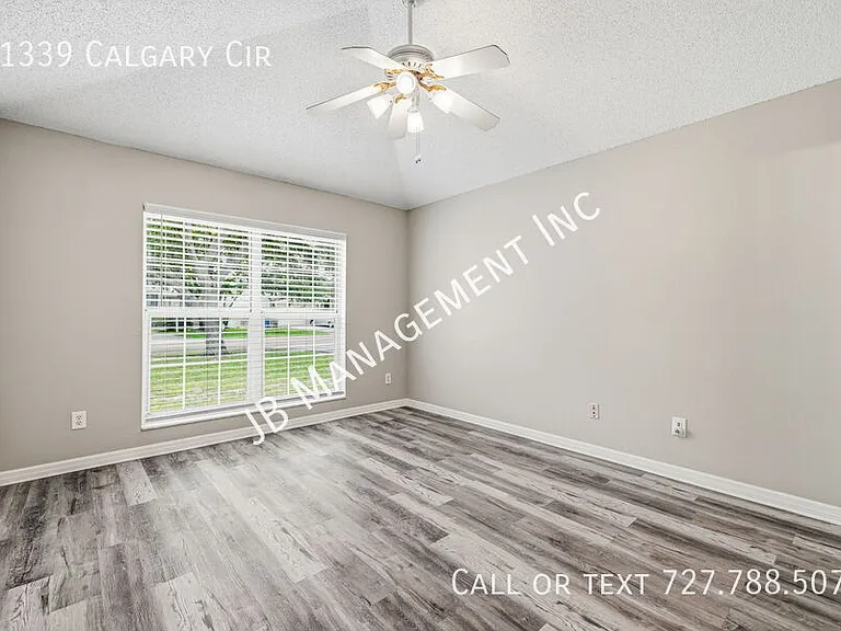 11339 Calgary Cir — Photo 15