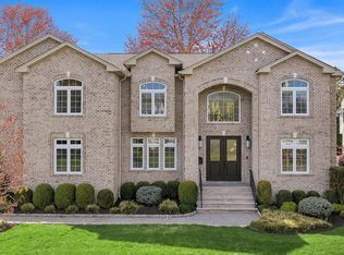 15 Eric Pl, Demarest, NJ 07627