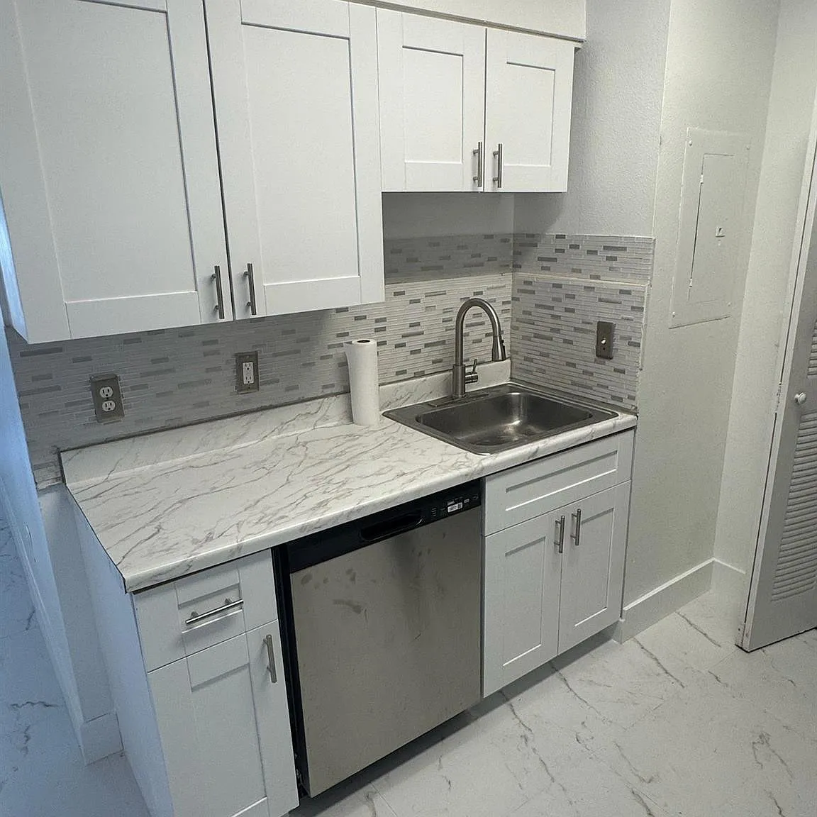 2 bed, 2.0 bath, 942 sqft, $2,250 — Photo 4