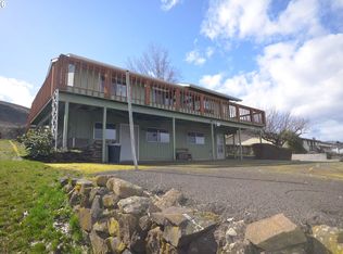 2126 E 16th St, The Dalles, OR 97058
