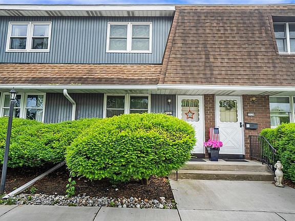 2nd image of 2127 East Blvd