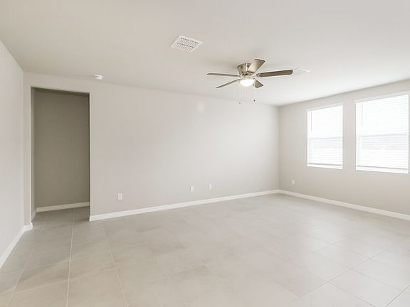 4th image of 38935 Harlow Rose Dr