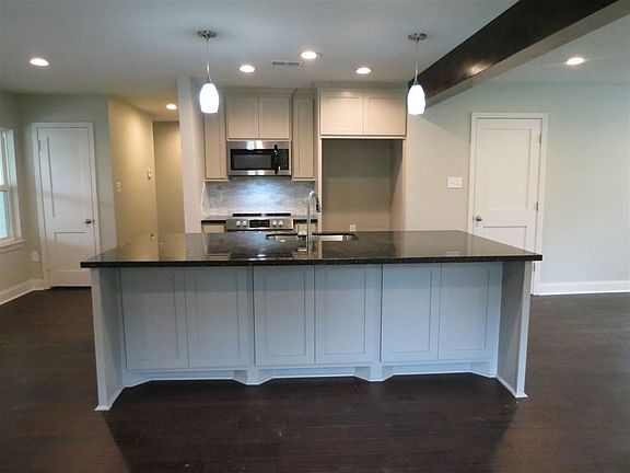 5th image of 511 N 22nd St