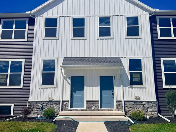 47 N Conifer Dr, Elizabethtown, PA