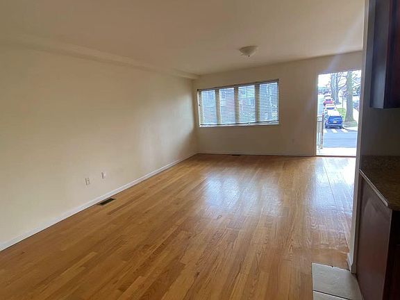 4th image of 16427 Fl #1