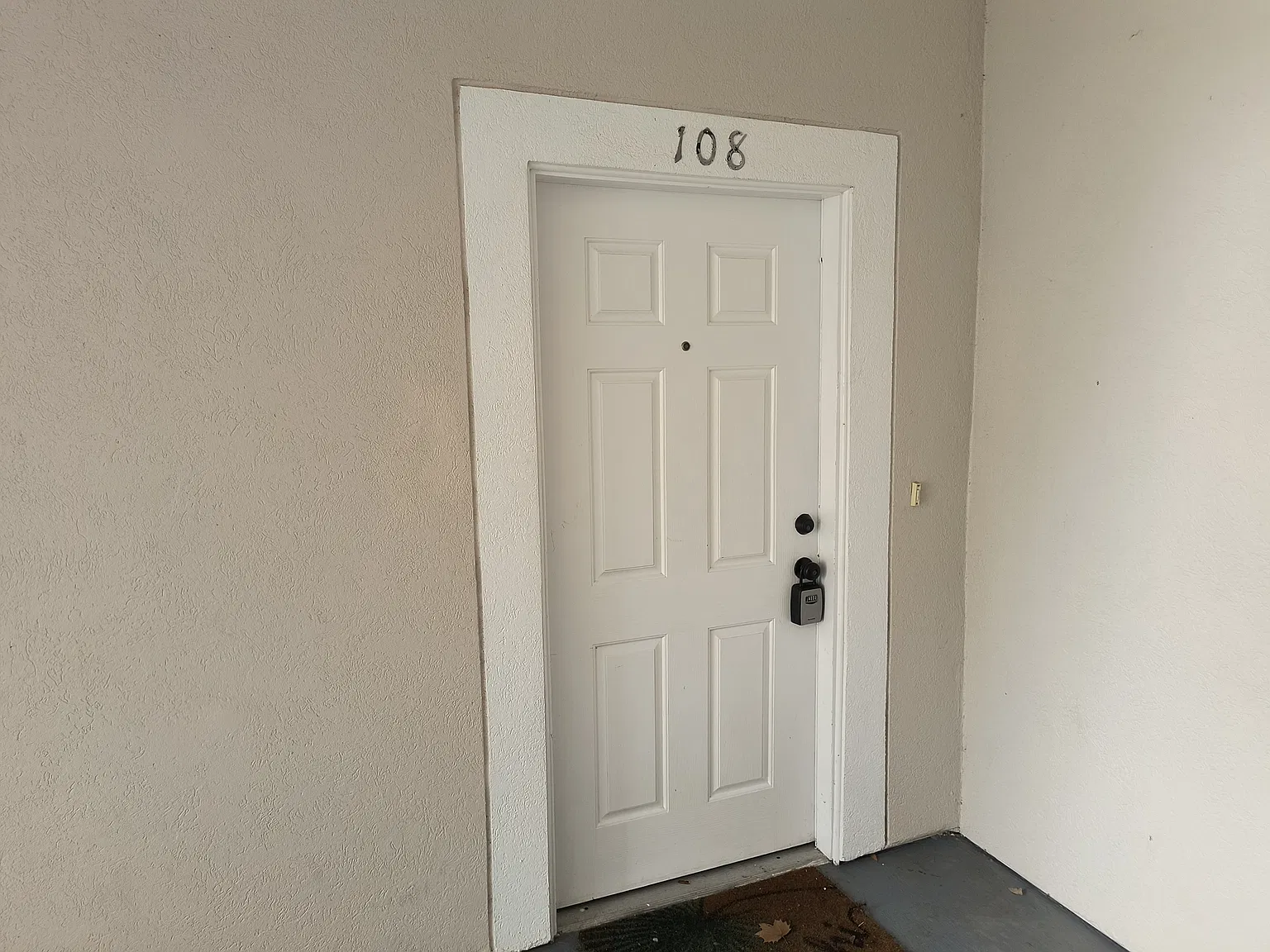 3 bed, 1335 sqft, $1,350 — Photo 2