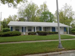 914 Ardis Dr, Fort Wayne, IN 46819