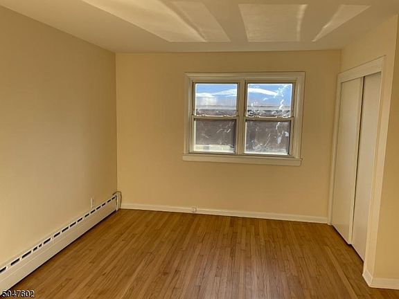 5th image of 9 Kimball St APT 3