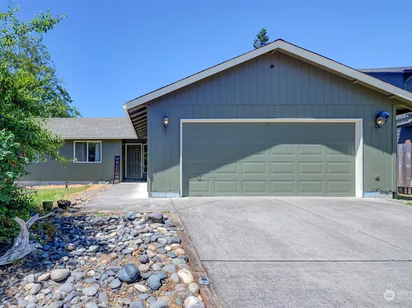 1339 E 1st Circle, La Center, WA 98629