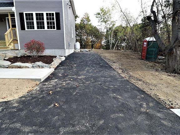 2nd image of 121 Hillcrest Ave