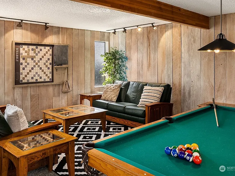 Cabana/Clubhouse