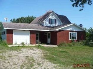74462 300th St, Saint James, MN 56081